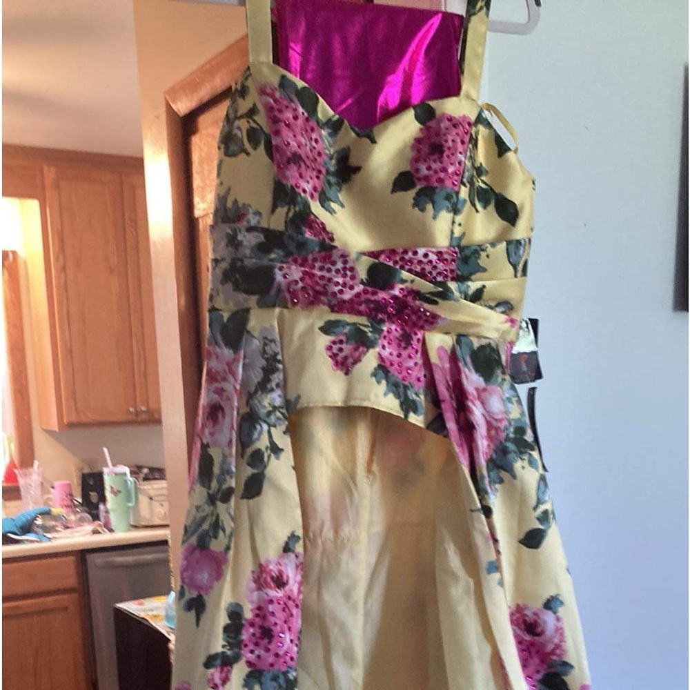 NWOT Teeze Me Pageant Fun Fashion Yellow & Pink Stoned with Shorts!!